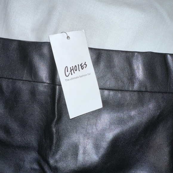 Choies Black Asymmetrical Mini Skirt - Picture 5 of 7